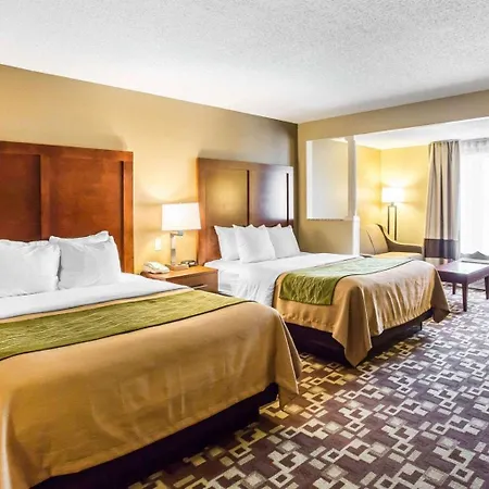Comfort Inn & Suites Walterboro I-95 Extérieur photo