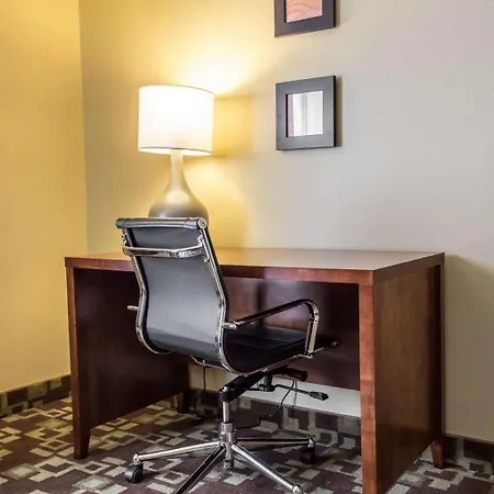 Comfort Inn & Suites Walterboro I-95 Extérieur photo